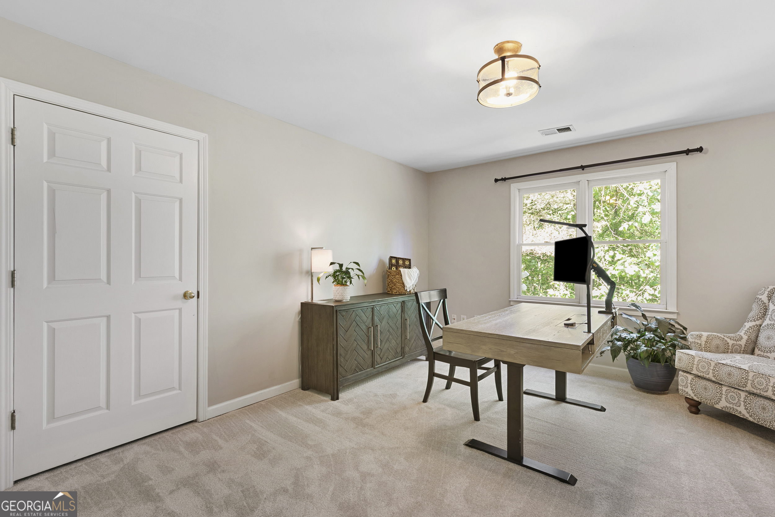 2135 Whittingham Court Roswell GA 30075