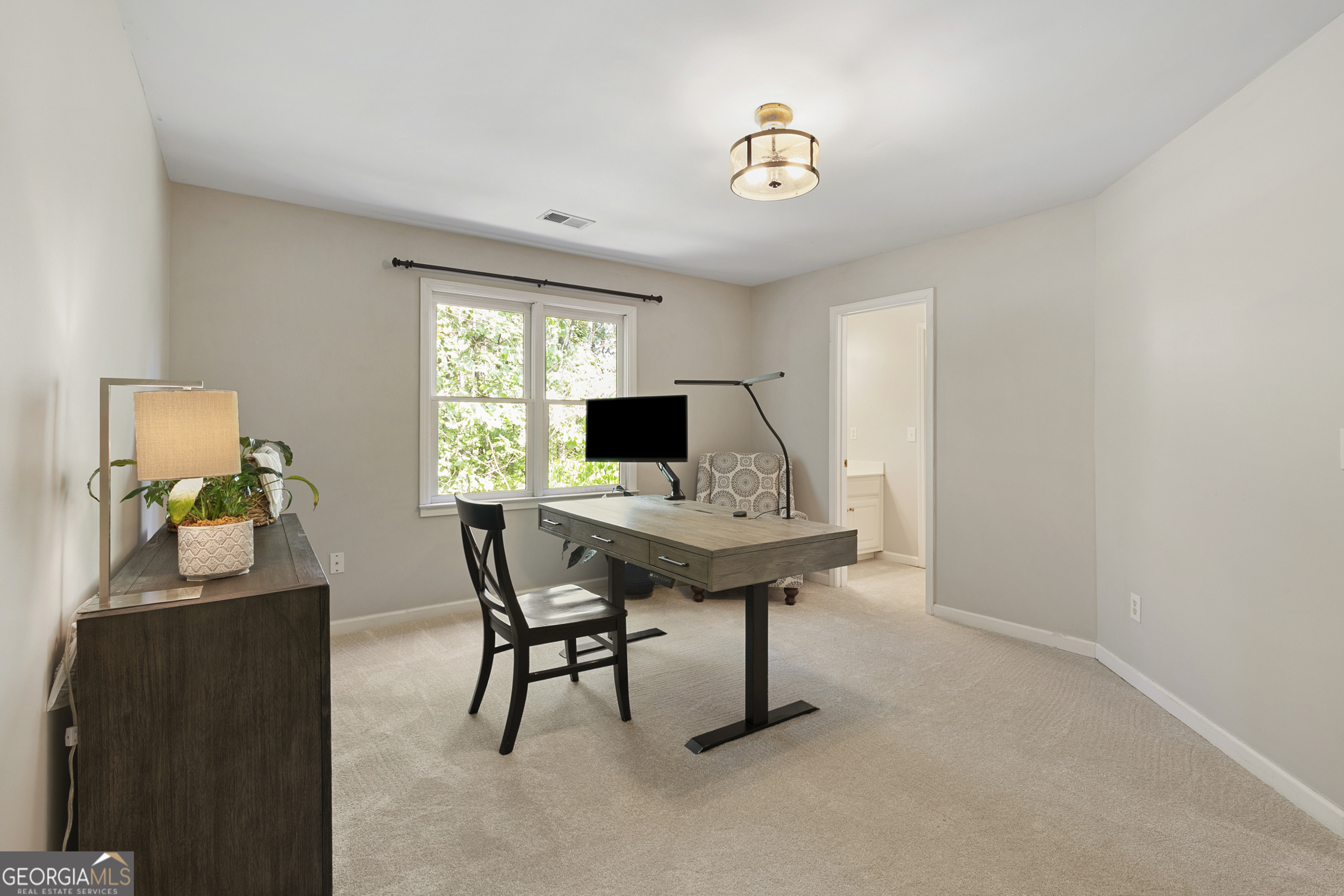 2135 Whittingham Court Roswell GA 30075