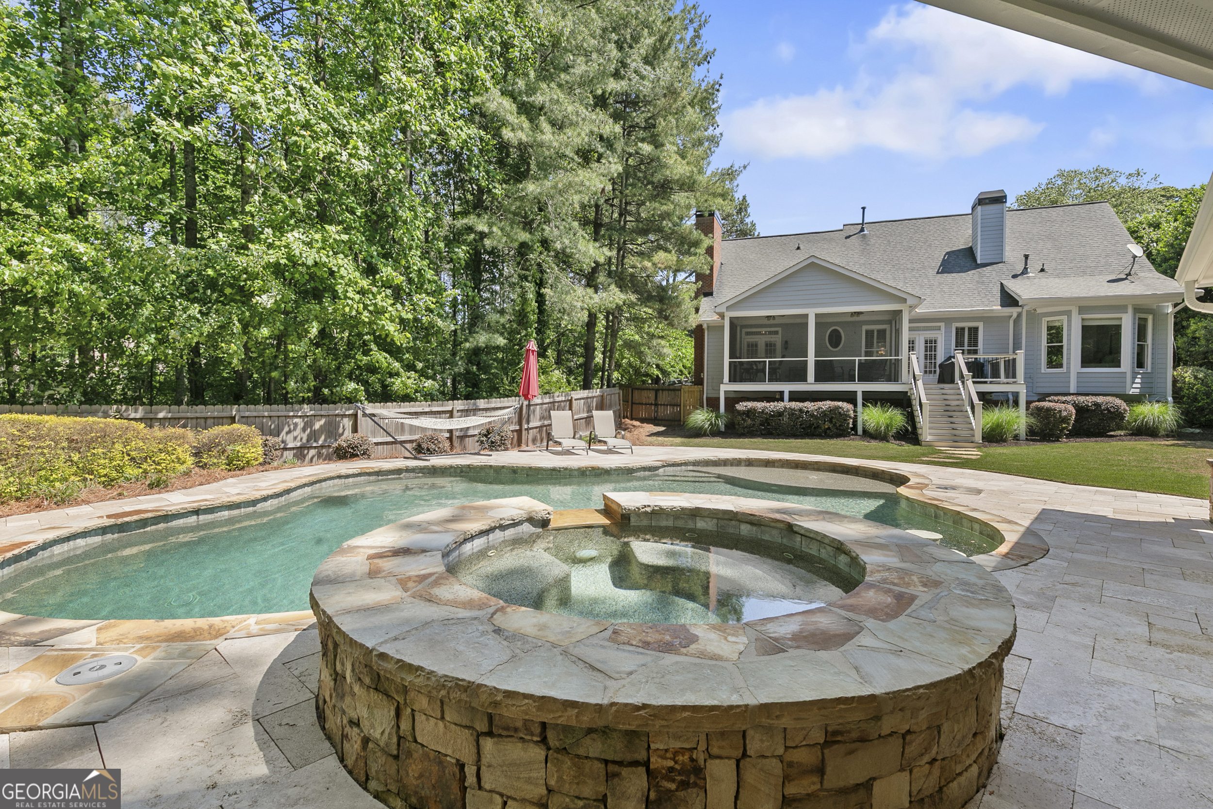 2135 Whittingham Court Roswell GA 30075
