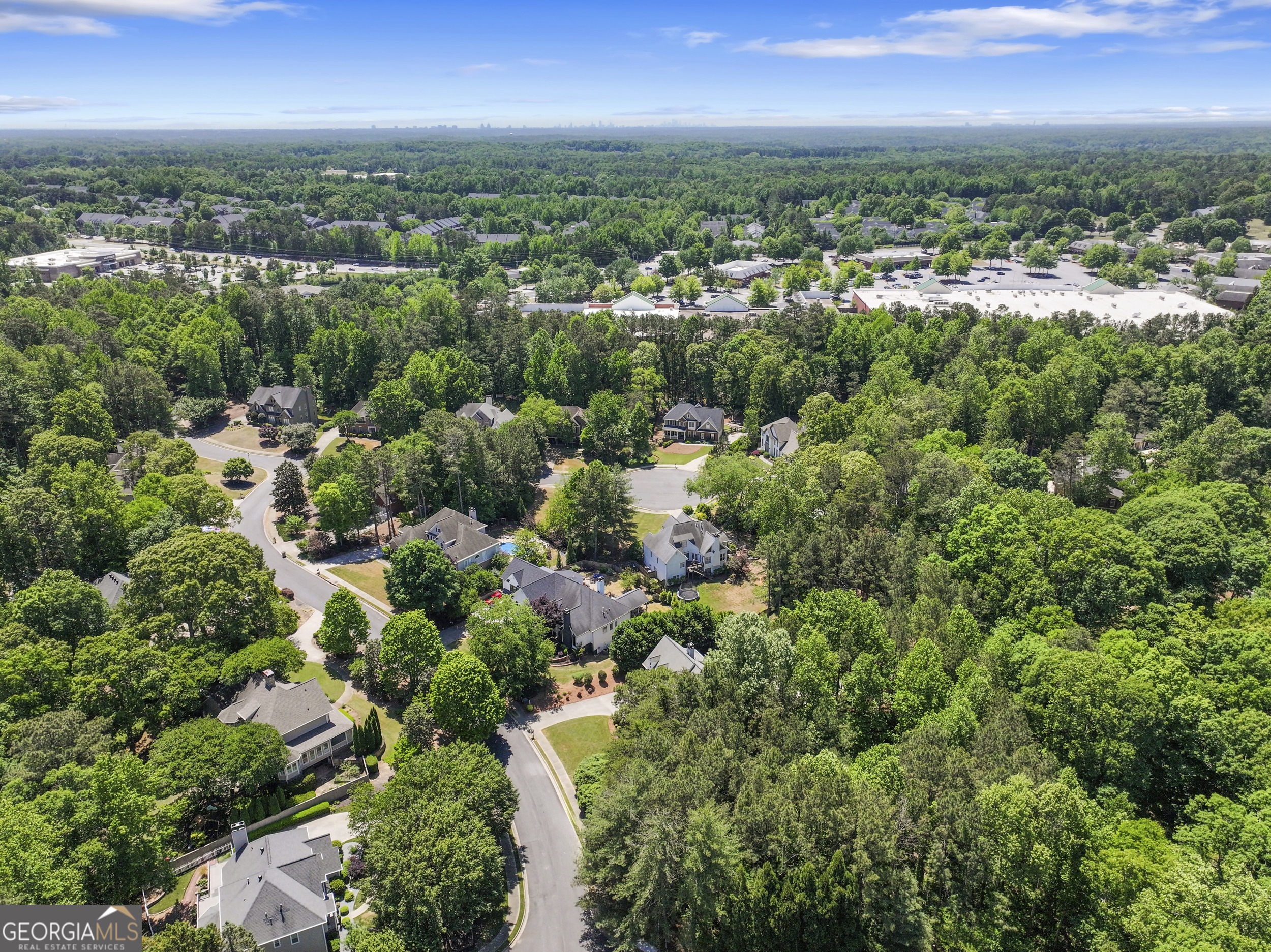 2135 Whittingham Court Roswell GA 30075