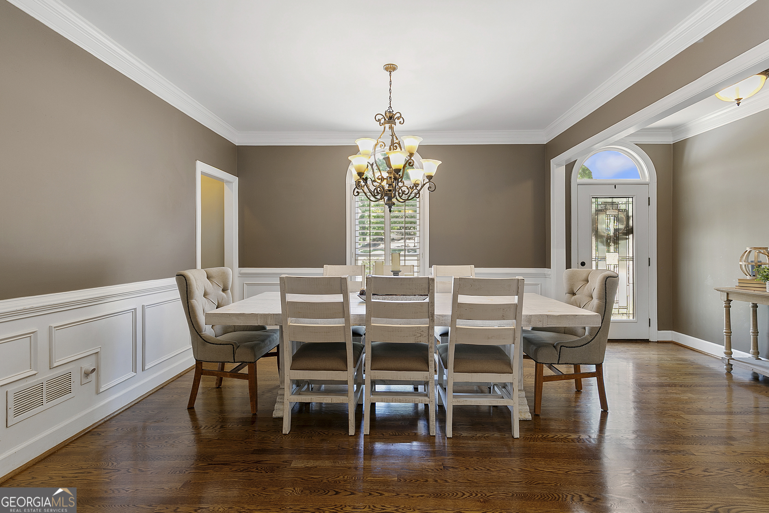 2135 Whittingham Court Roswell GA 30075