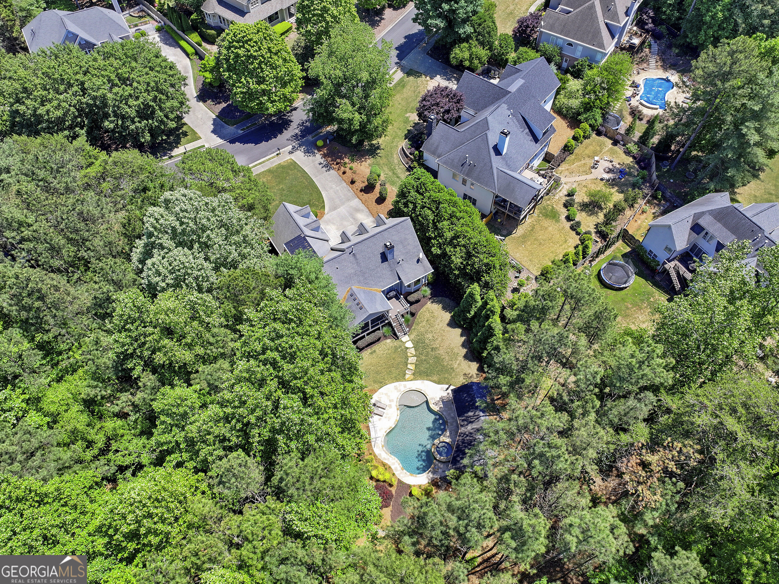 2135 Whittingham Court Roswell GA 30075