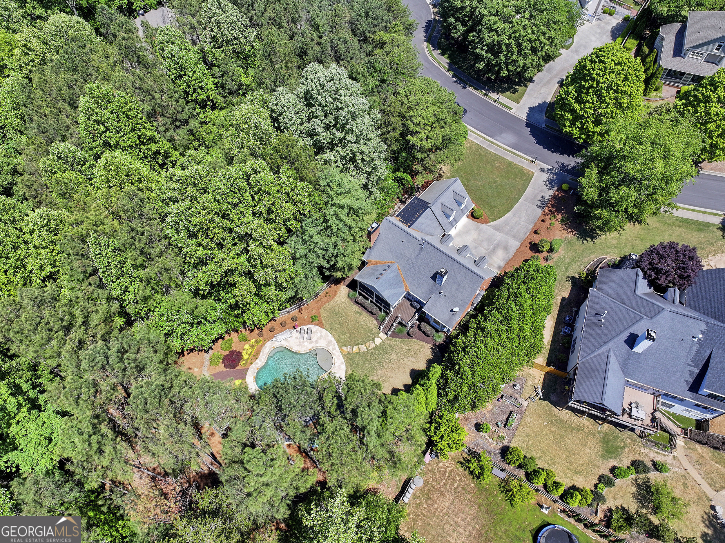 2135 Whittingham Court Roswell GA 30075
