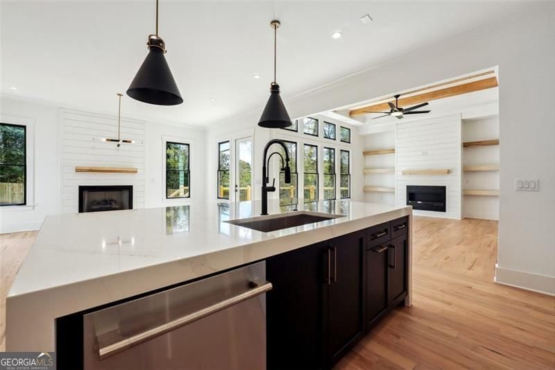 4132 Haverhill Drive Atlanta GA 30342