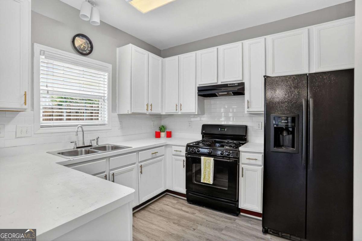 230 Valley Crossing Canton GA 30114