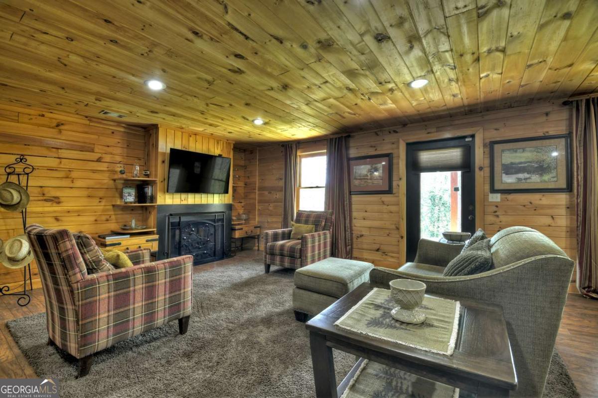 256 Bailey Farm Lane Mineral Bluff GA 30559