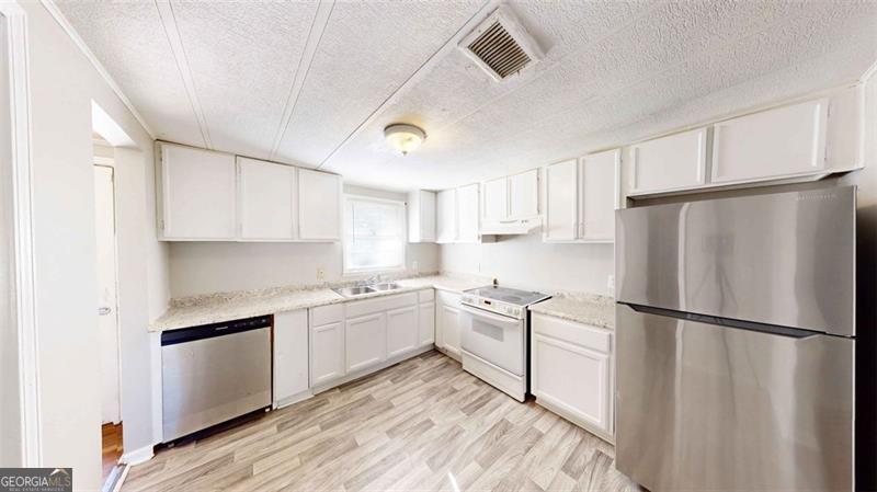 1092 W Adrian Circle SW Conyers GA 30094