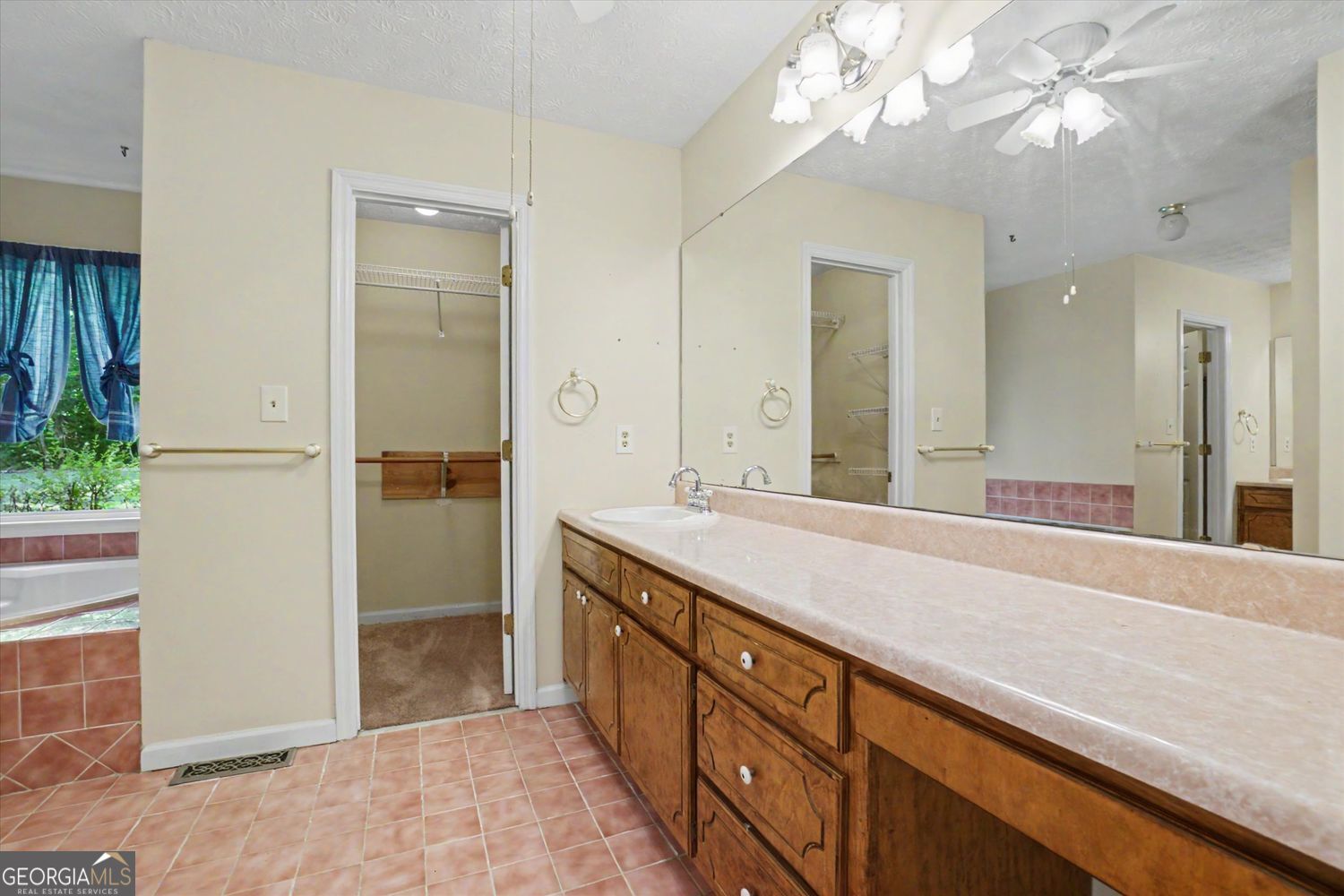 180 Hayes Circle Rex GA 30273