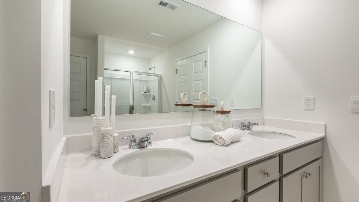 6176 Honeybell Alley Mableton GA 30126