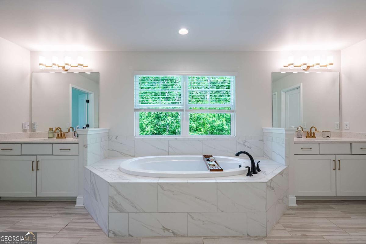 4232 Gunnerson Lane Kennesaw GA 30152