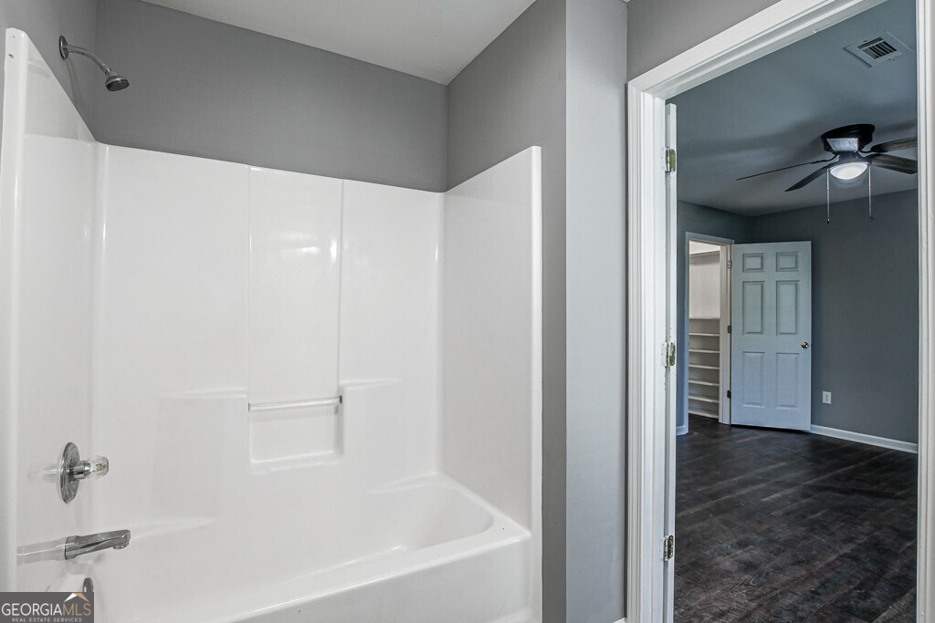 1089 Travis Road Gainesville GA 30501