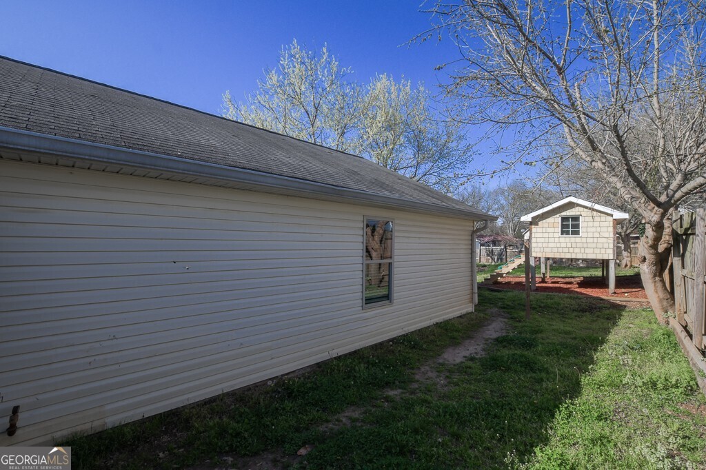 1089 Travis Road Gainesville GA 30501