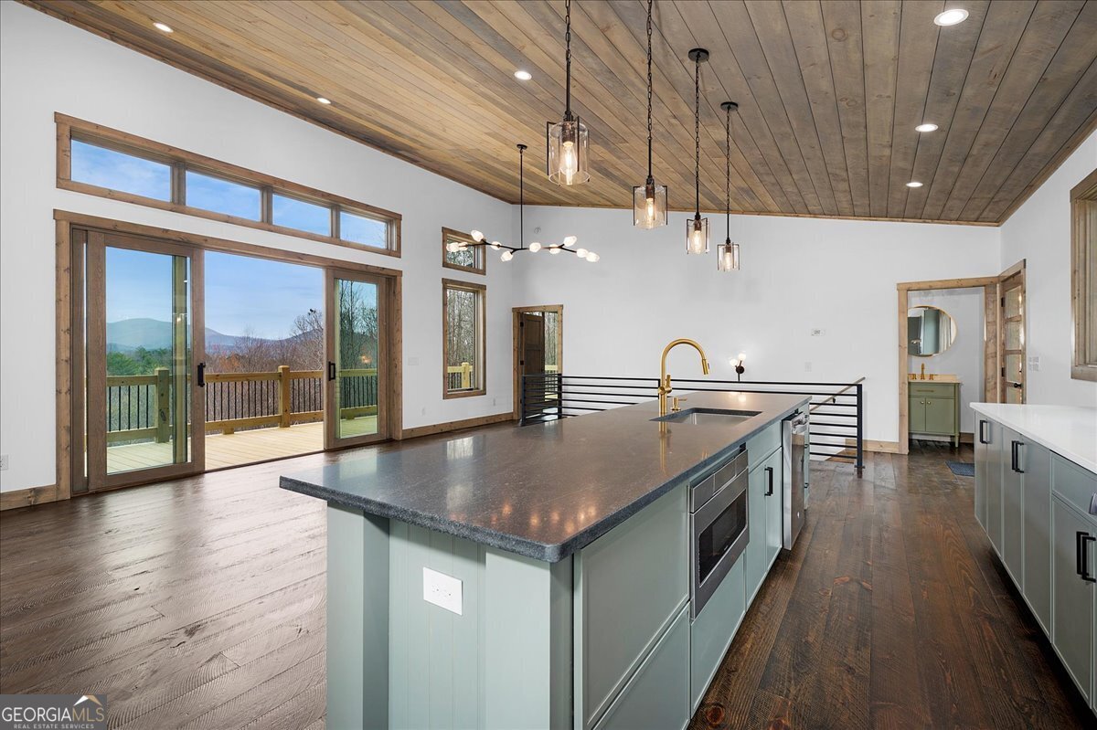 748 Flat Branch Road Ellijay GA 30540