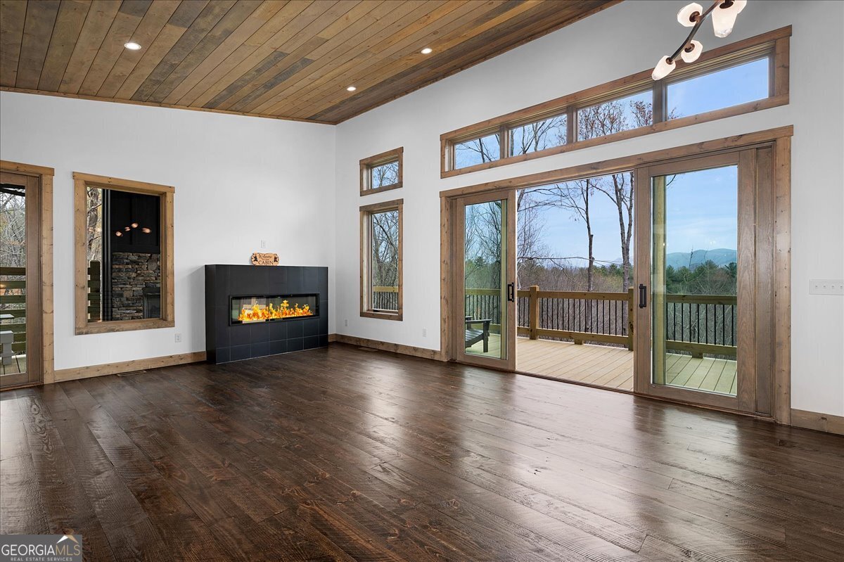 748 Flat Branch Road Ellijay GA 30540