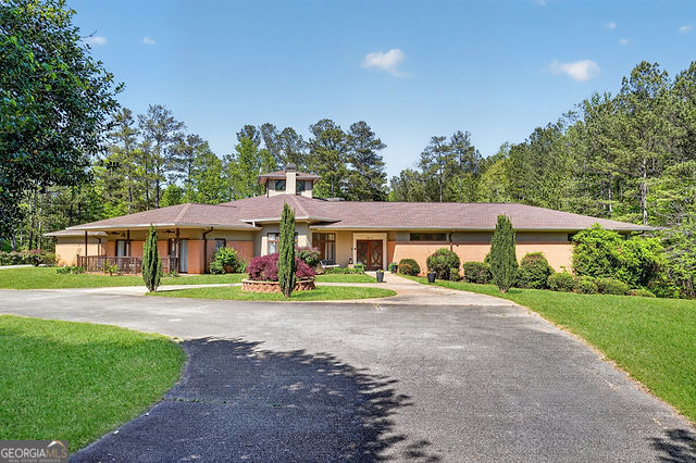 3073 Demooney Road South Fulton GA 30349