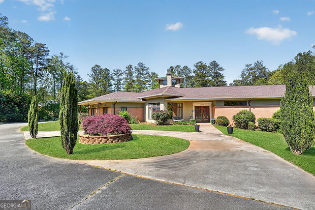 3073 Demooney Road South Fulton GA 30349