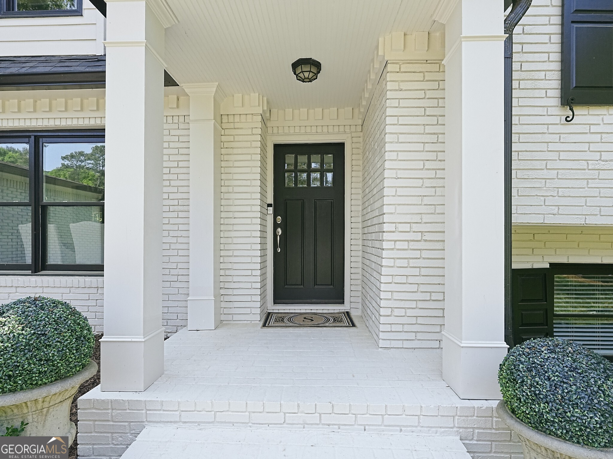 1350 Battleview Drive NW Atlanta GA 30327