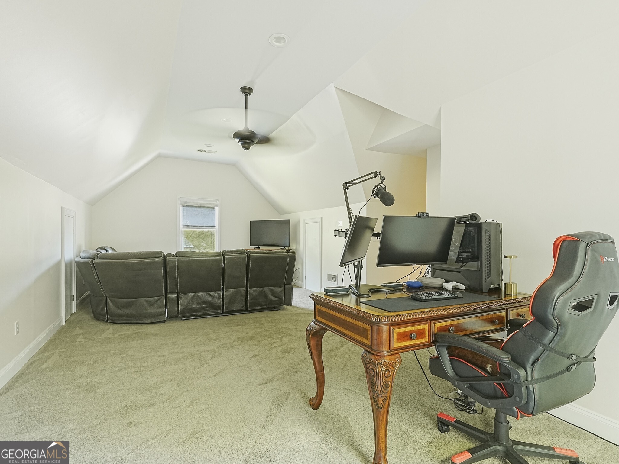 1350 Battleview Drive NW Atlanta GA 30327