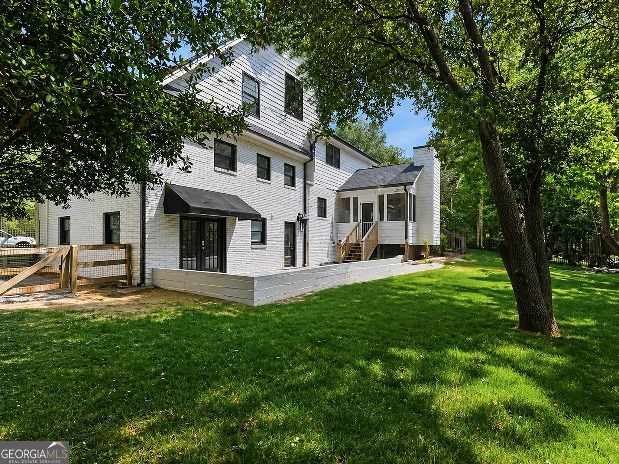 1350 Battleview Drive NW Atlanta GA 30327