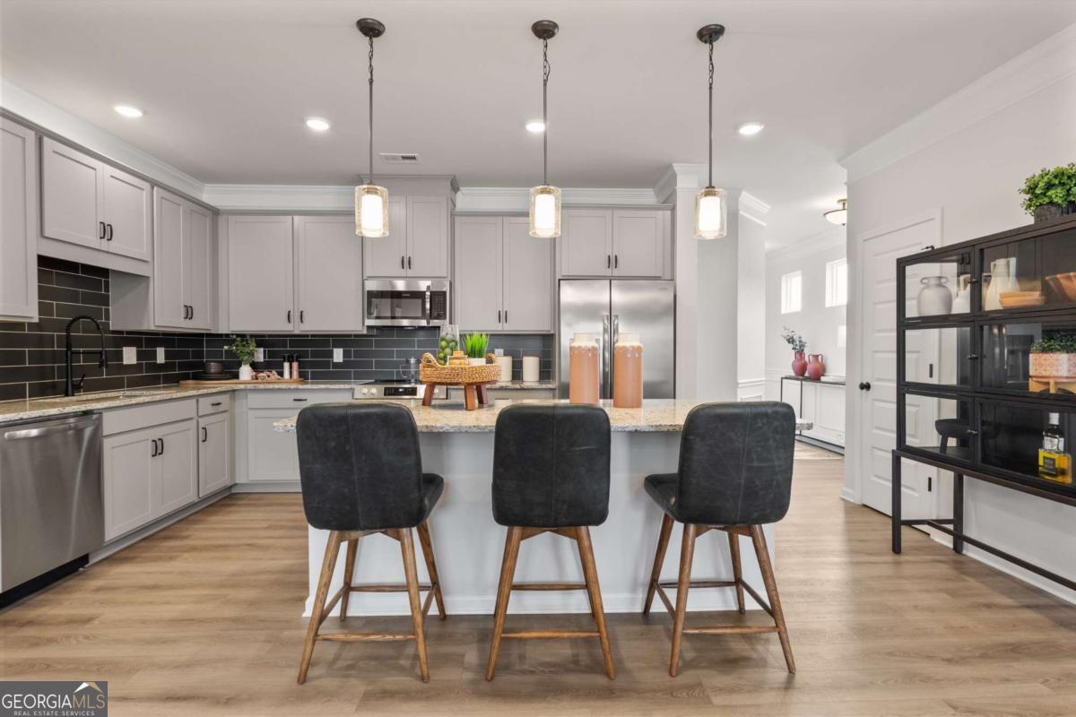 826 Crescent Drive Riverdale GA 30274