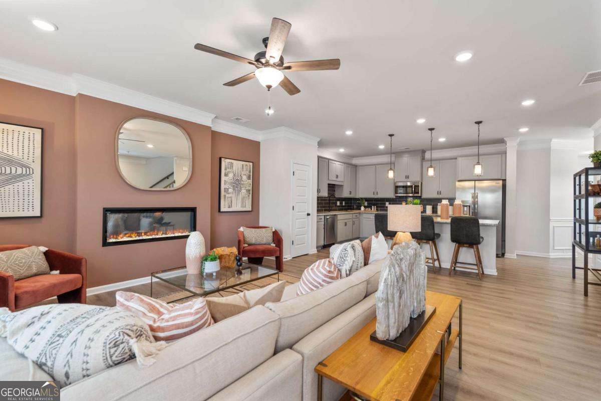 826 Crescent Drive Riverdale GA 30274