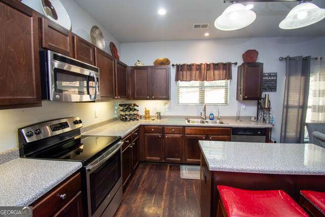 1090 Lehavre Court Hampton GA 30228