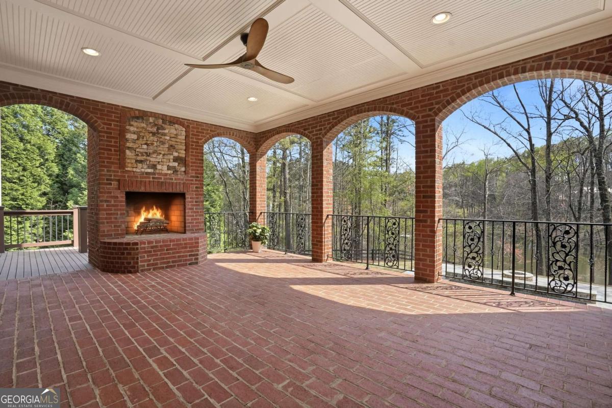 800 Owens Lake Road Milton GA 30004