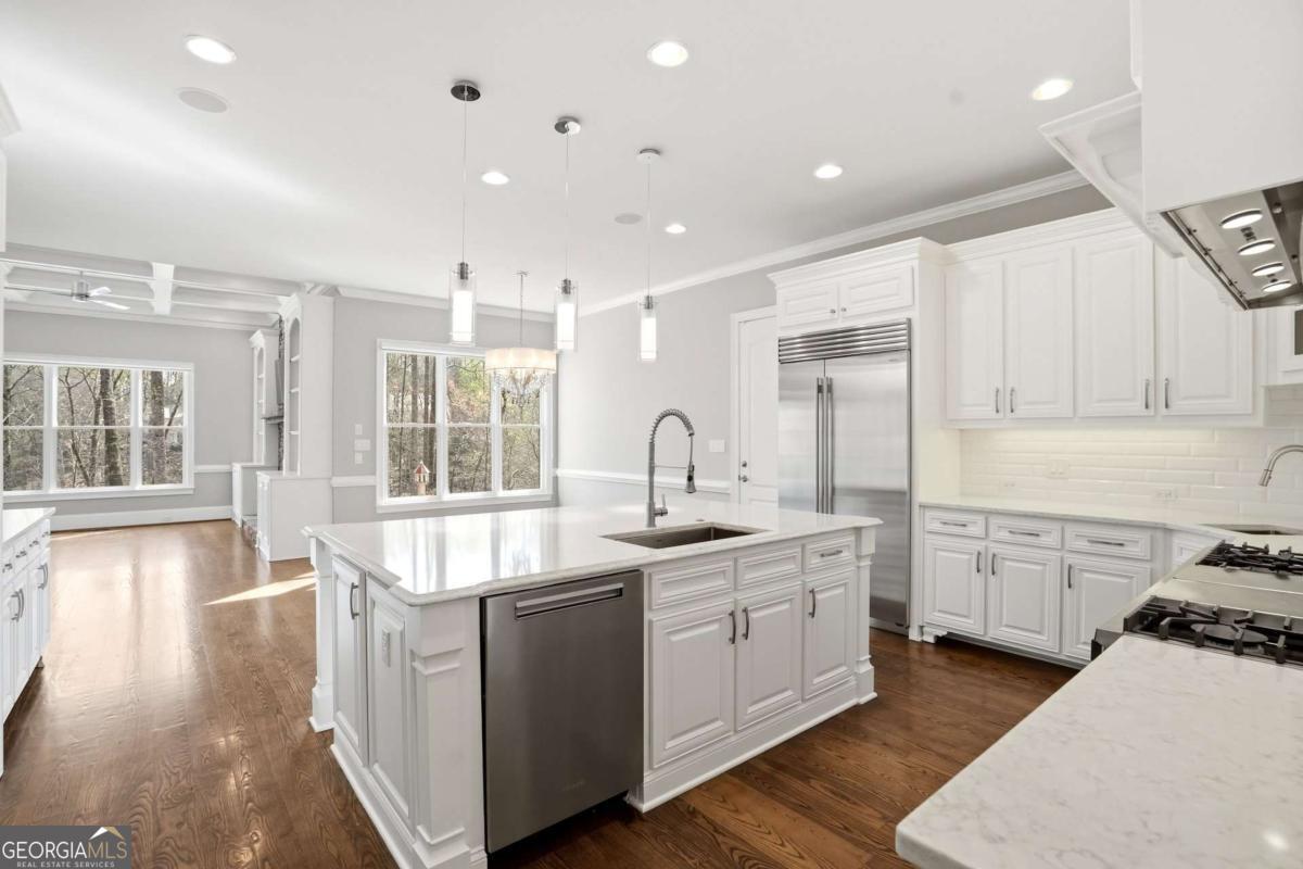 800 Owens Lake Road Milton GA 30004