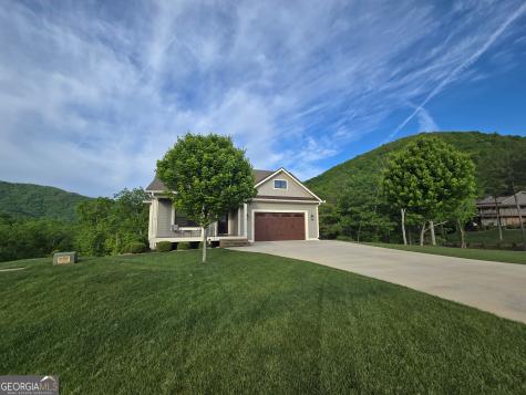 463 Ivy Log Heights Road Young Harris GA 30582