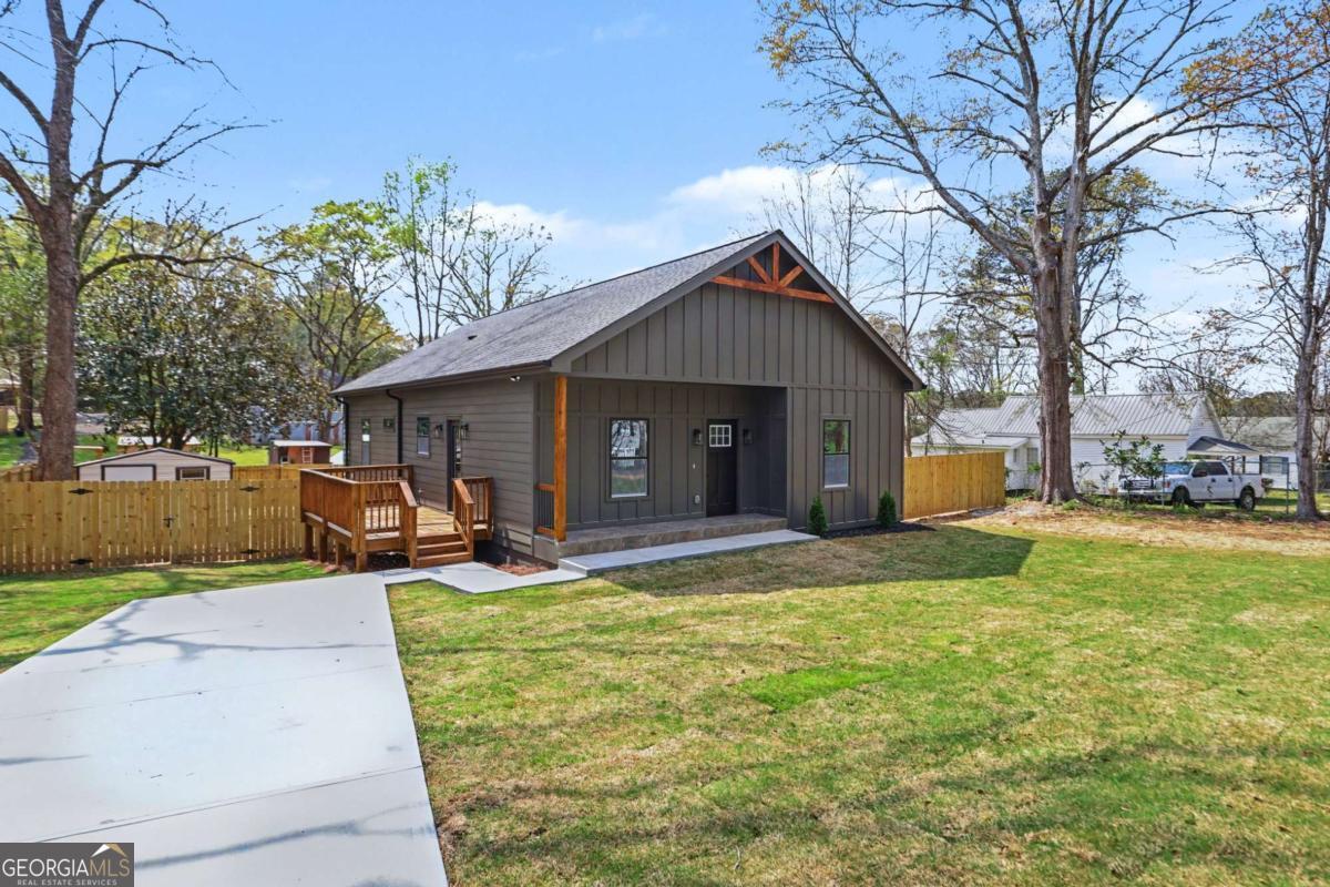106 Arnco 1st Street Newnan GA 30263