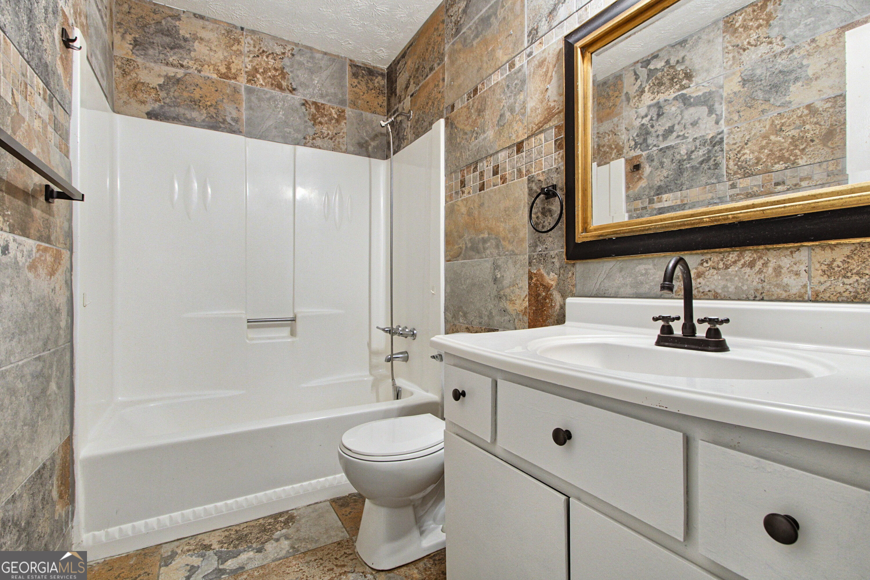 5683 Cape Cod Lane Lithonia GA 30038