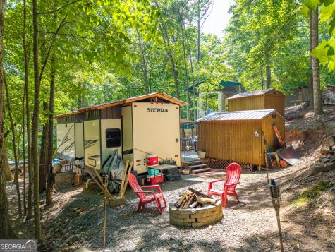 196 25th Ellijay GA 30540
