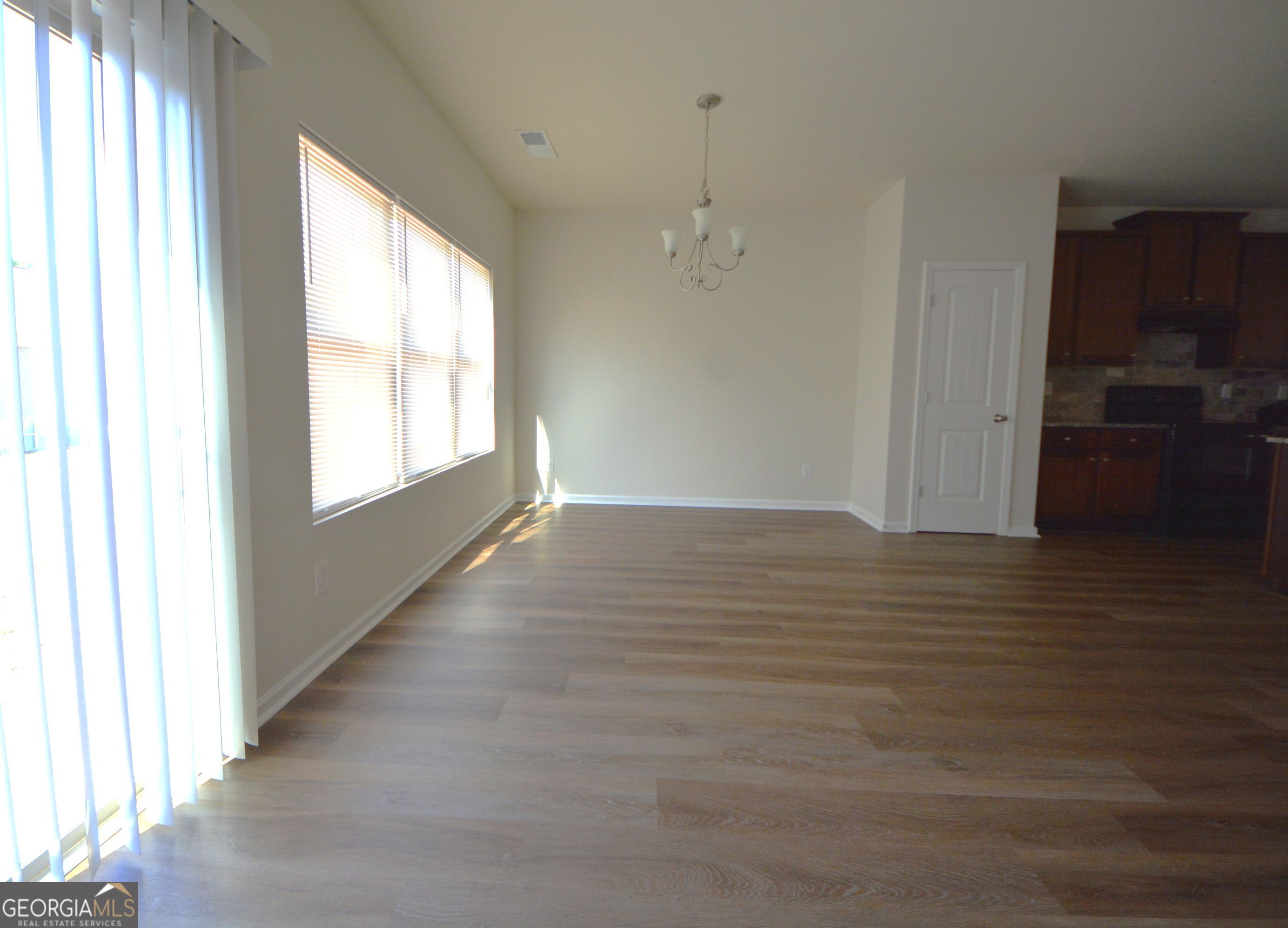 1937 Old Dogwood Jonesboro GA 30238