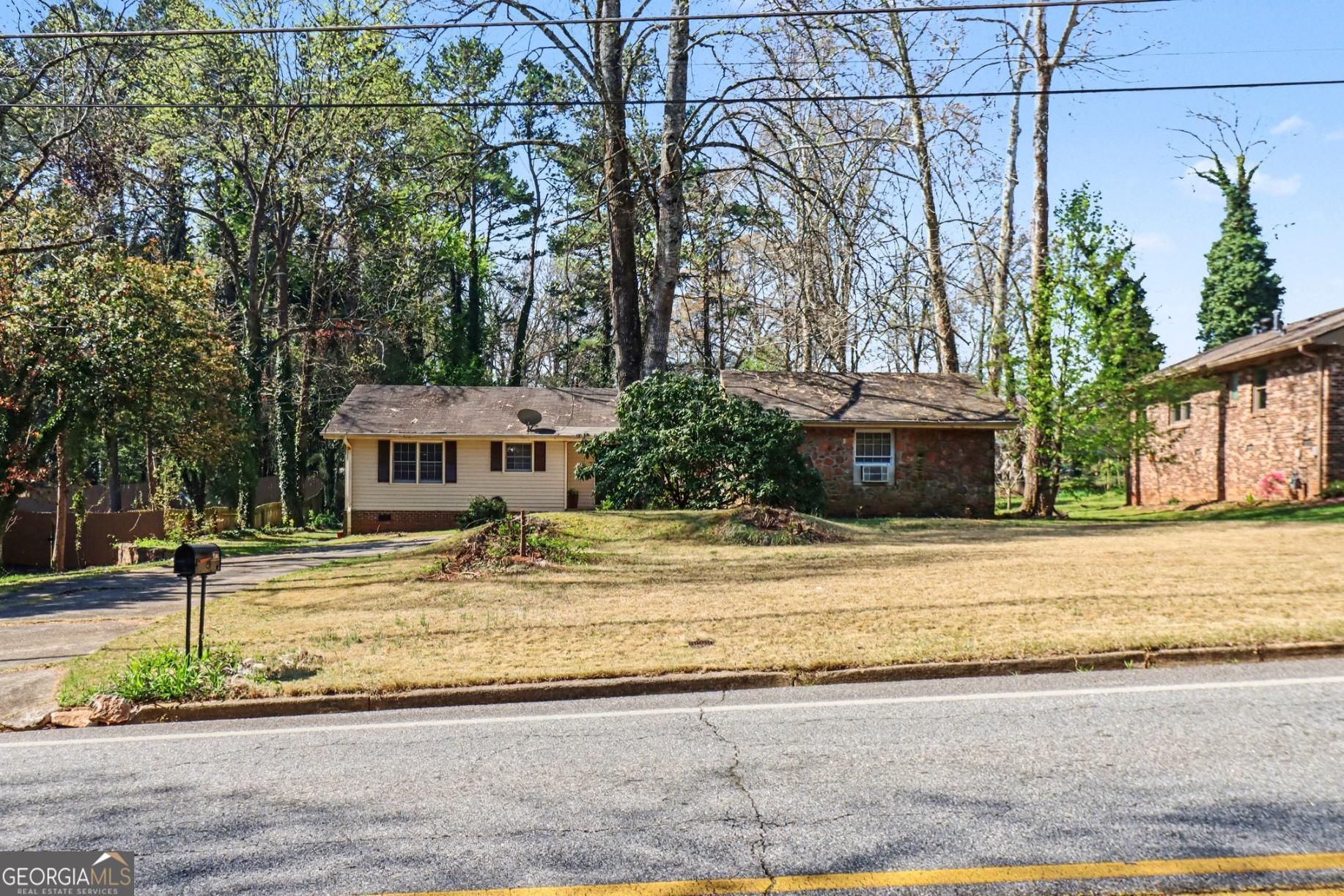 5581 Shadow Rock Drive Lithonia GA 30058