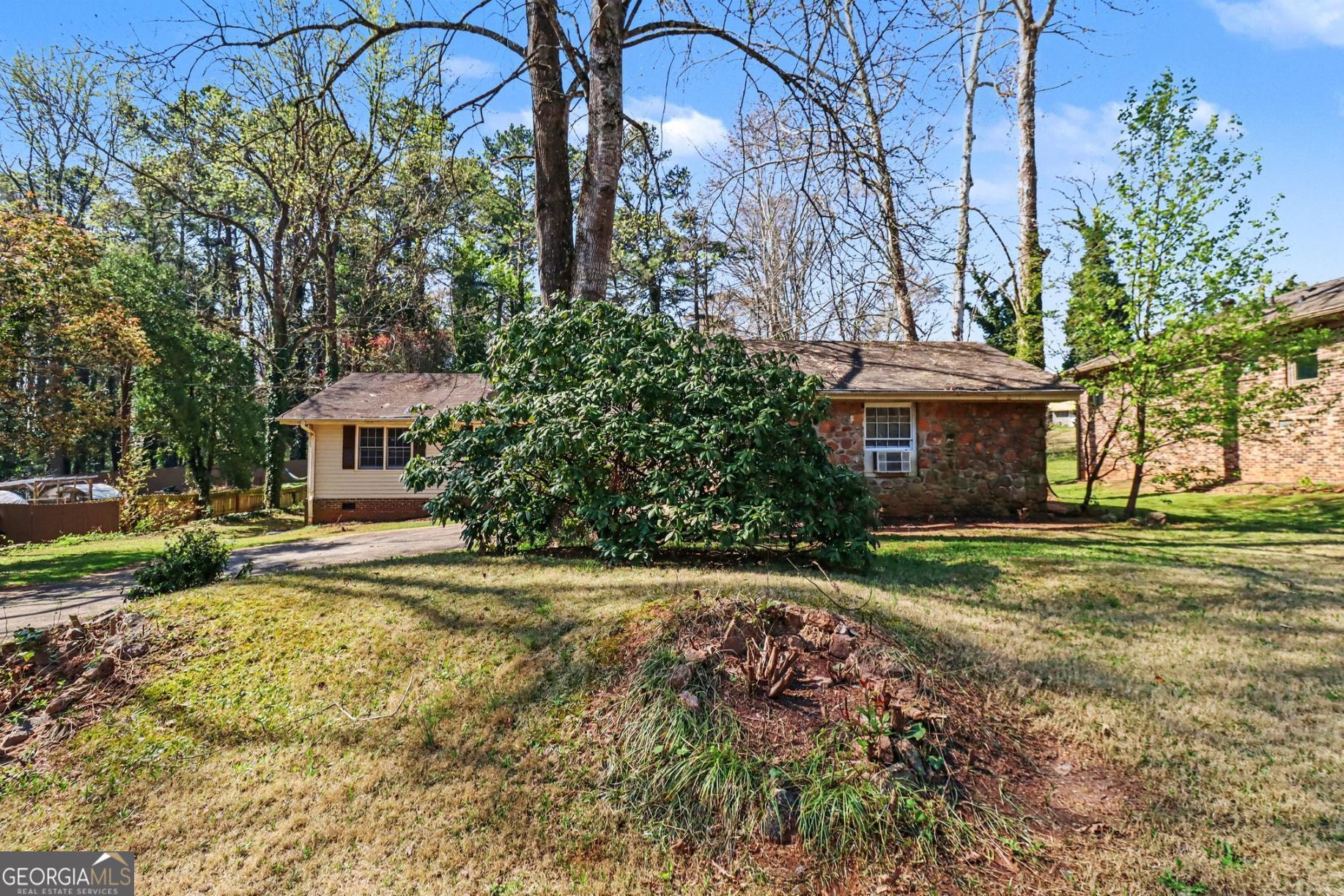 5581 Shadow Rock Drive Lithonia GA 30058