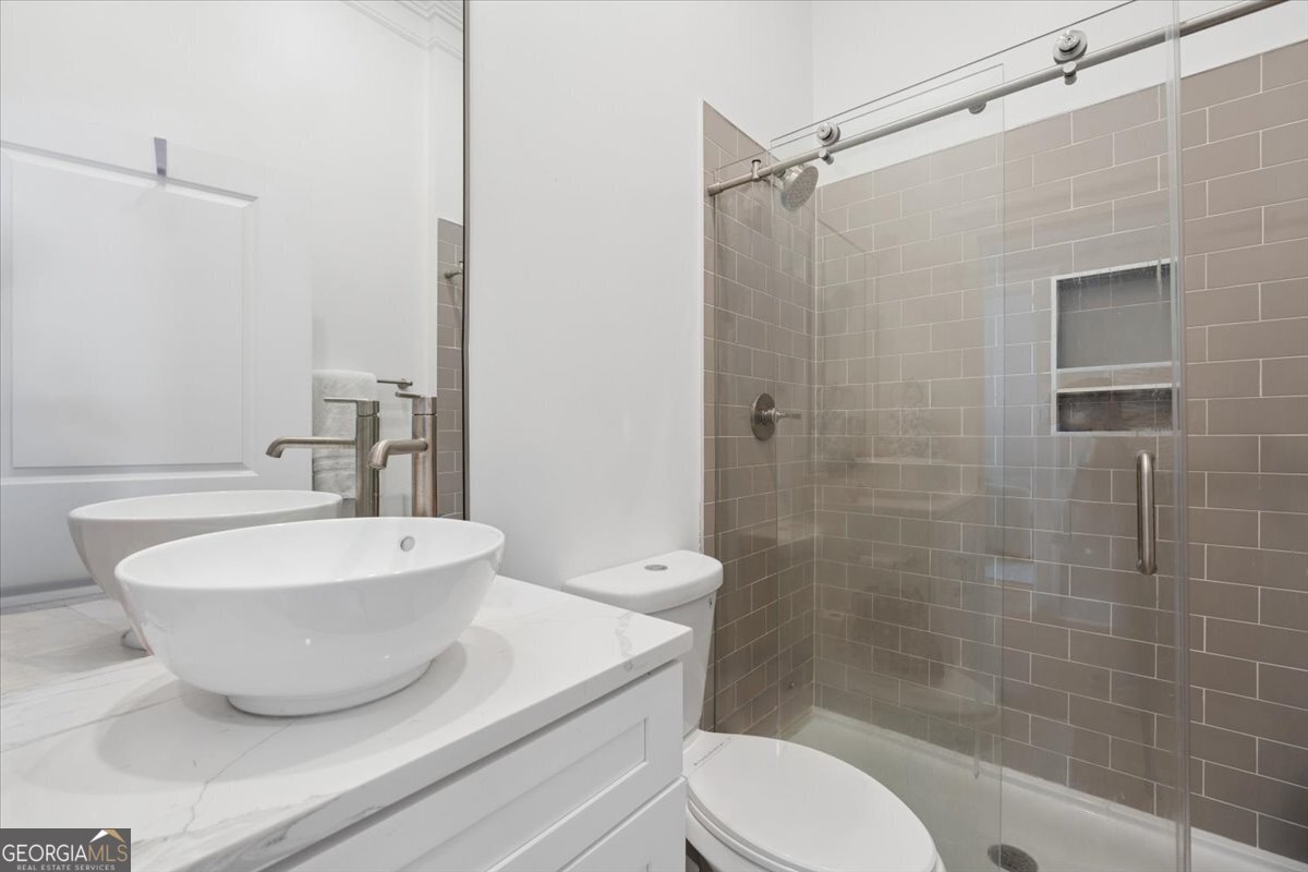 200 W Washington St, Unit B Madison GA 30650
