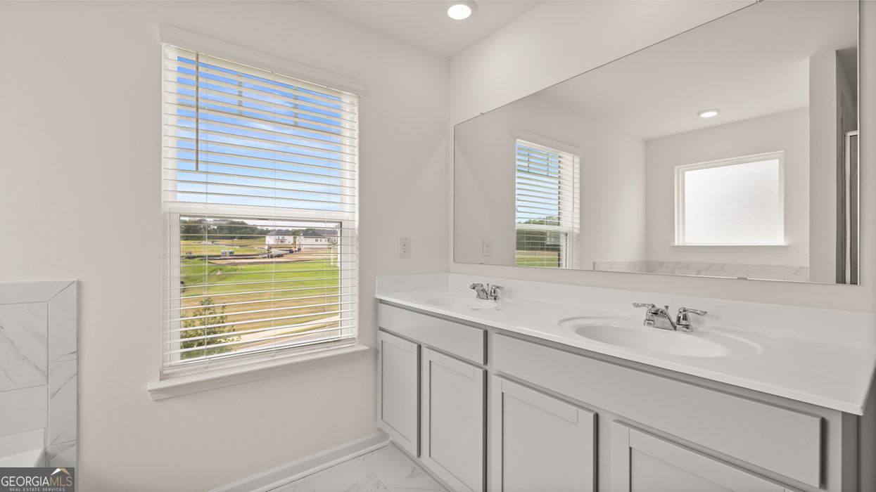 211 Sandy Oak Drive Loganville GA 30052