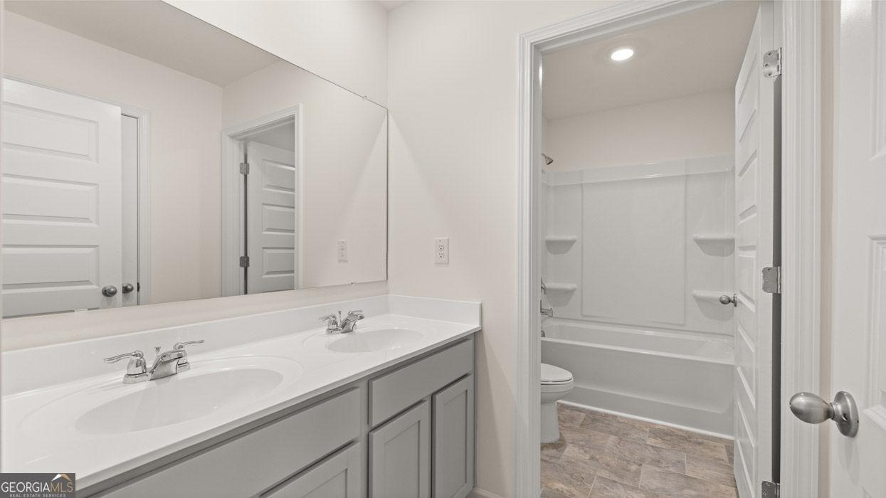 211 Sandy Oak Drive Loganville GA 30052