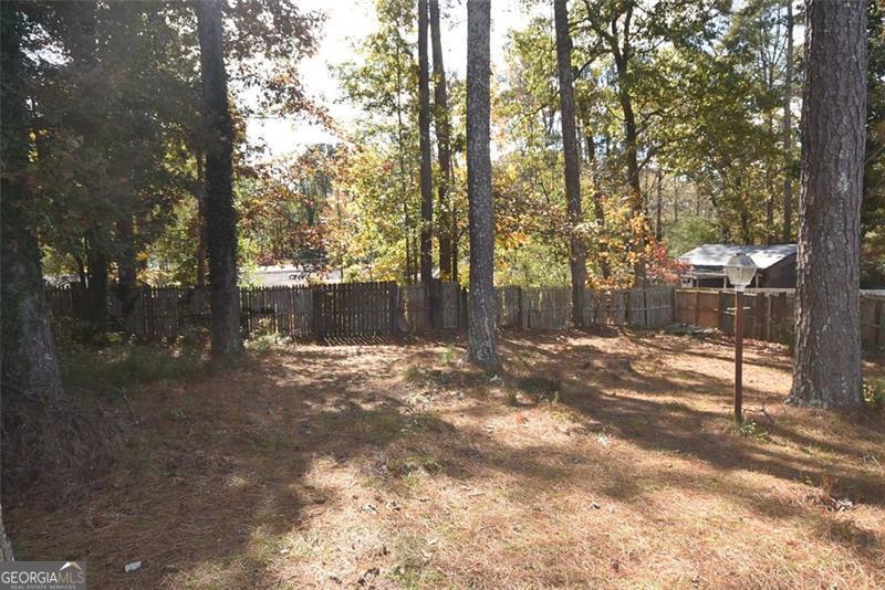 2238 Leslie Brook Drive Decatur GA 30035