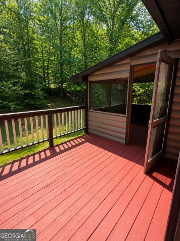 2261 Paradise Valley Road Cleveland GA 30528