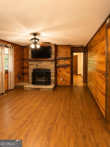 2261 Paradise Valley Road Cleveland GA 30528