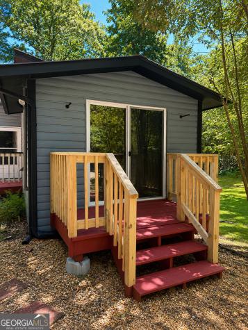 2261 Paradise Valley Road Cleveland GA 30528
