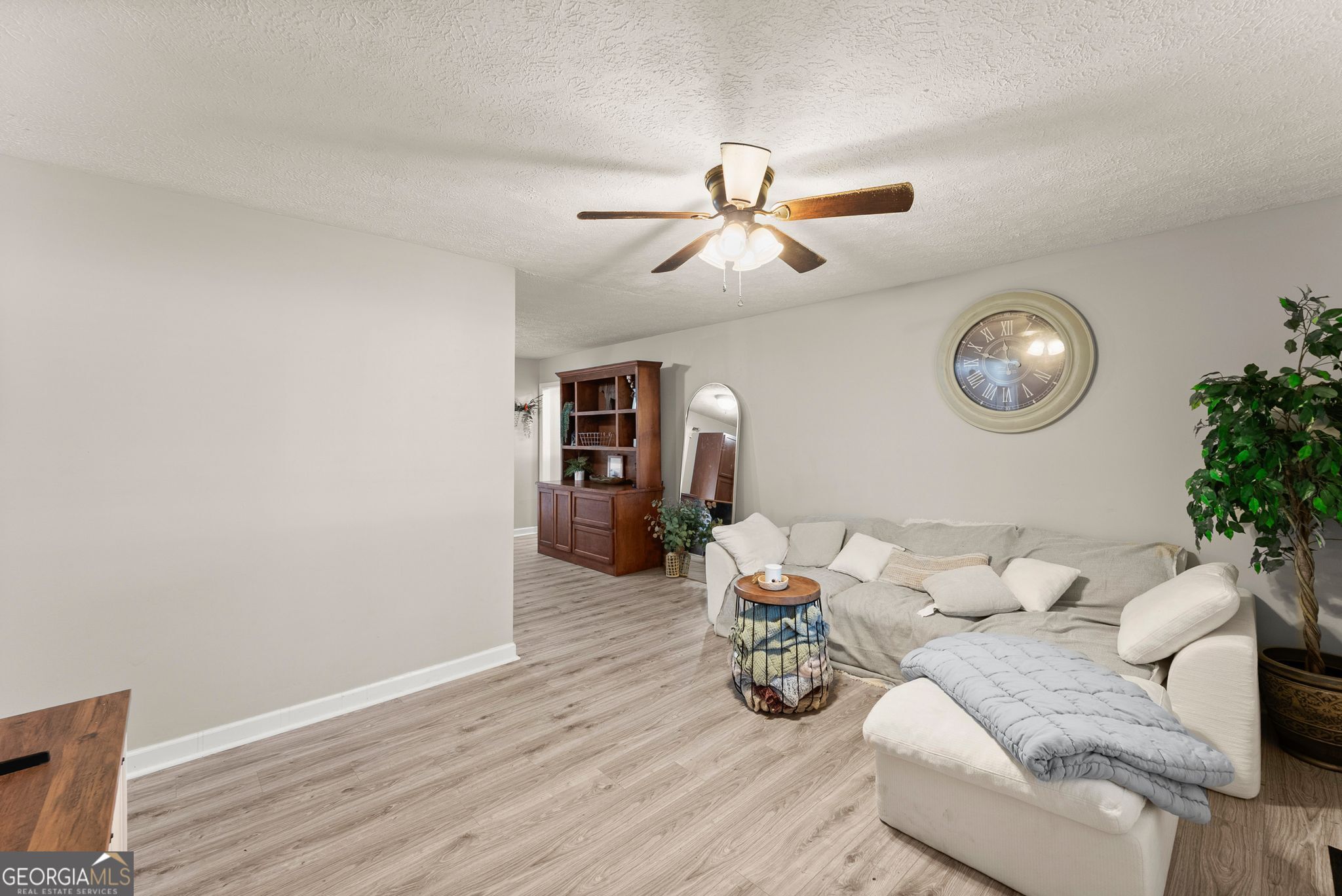 5663 Mcleod Street Lula GA 30554