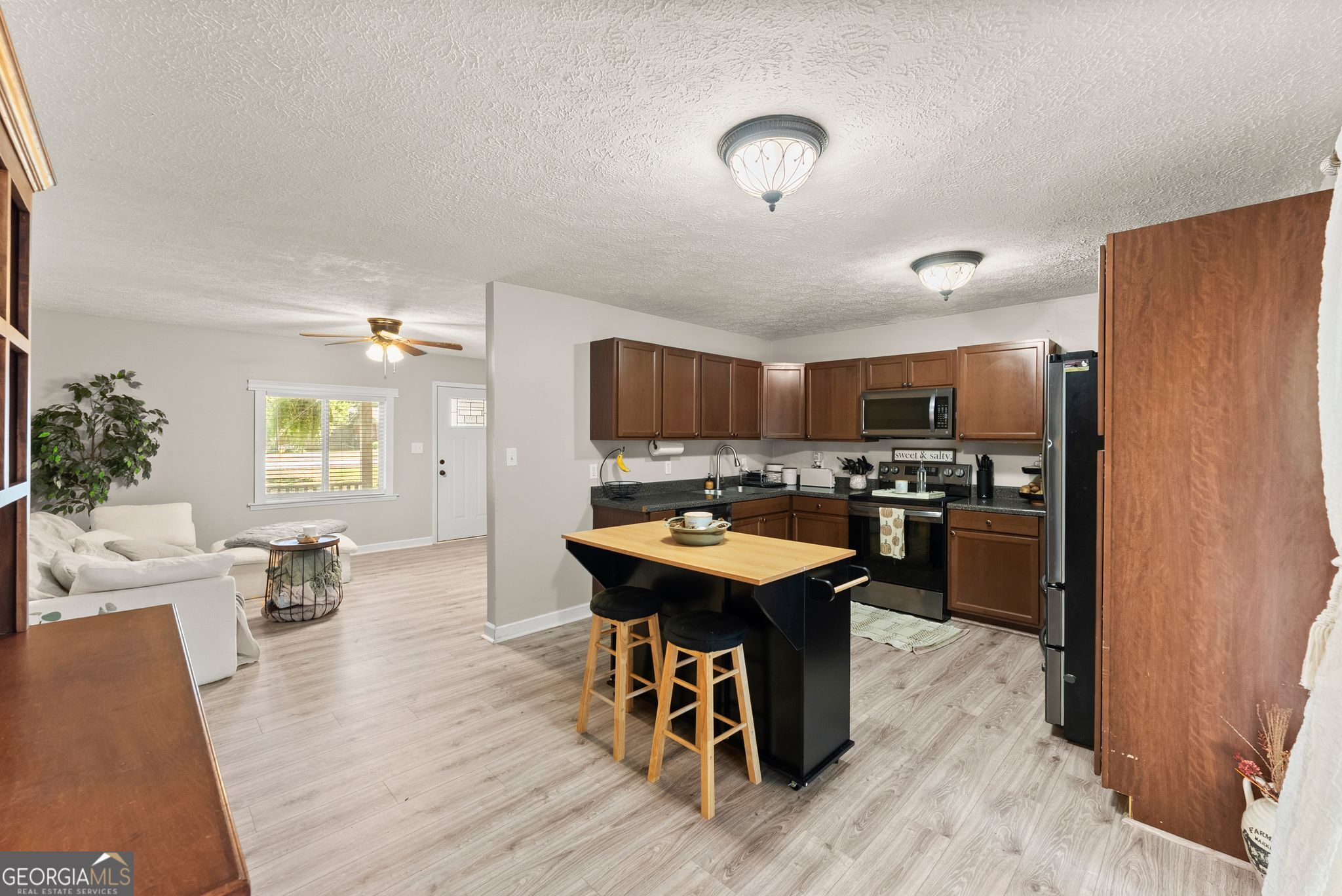 5663 Mcleod Street Lula GA 30554