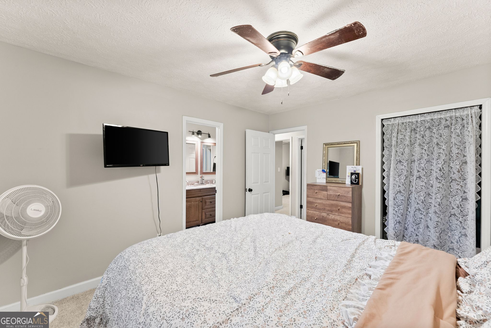 5663 Mcleod Street Lula GA 30554
