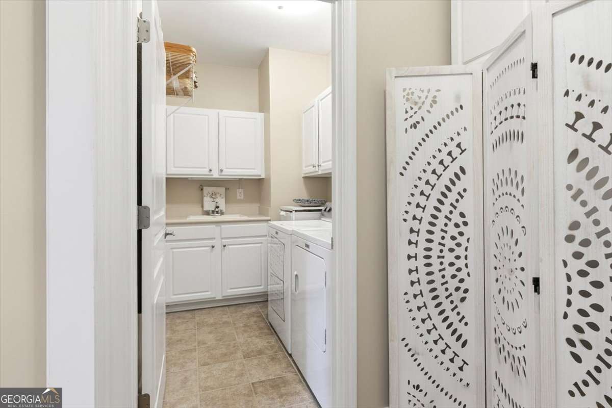 6065 Vickery Point Cumming GA 30040