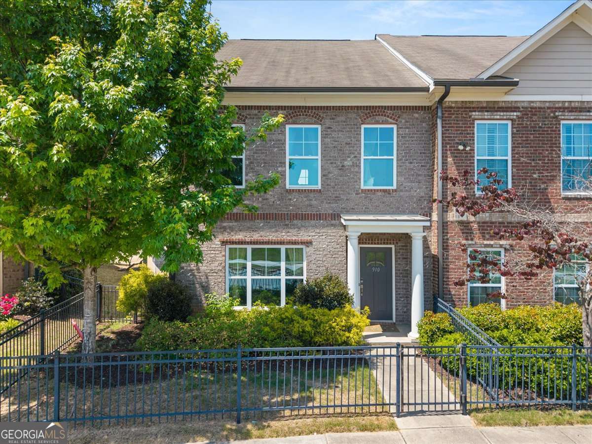 910 Westmoreland Circle NW Atlanta GA 30318