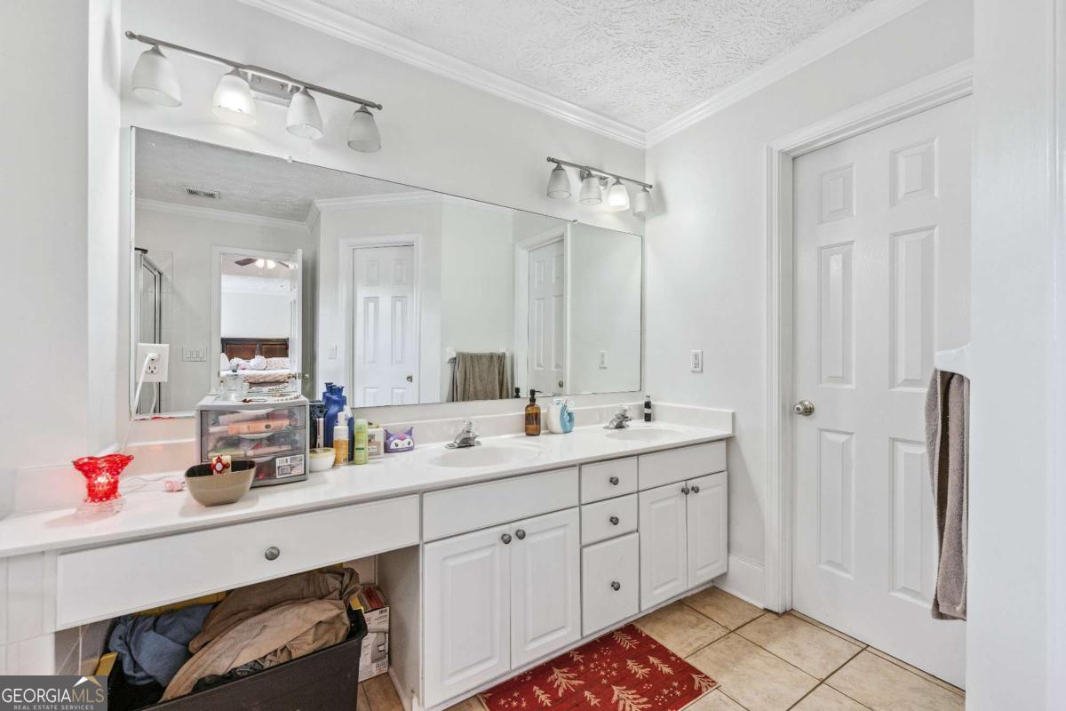 877 Dunlin Fields Drive Lawrenceville GA 30044