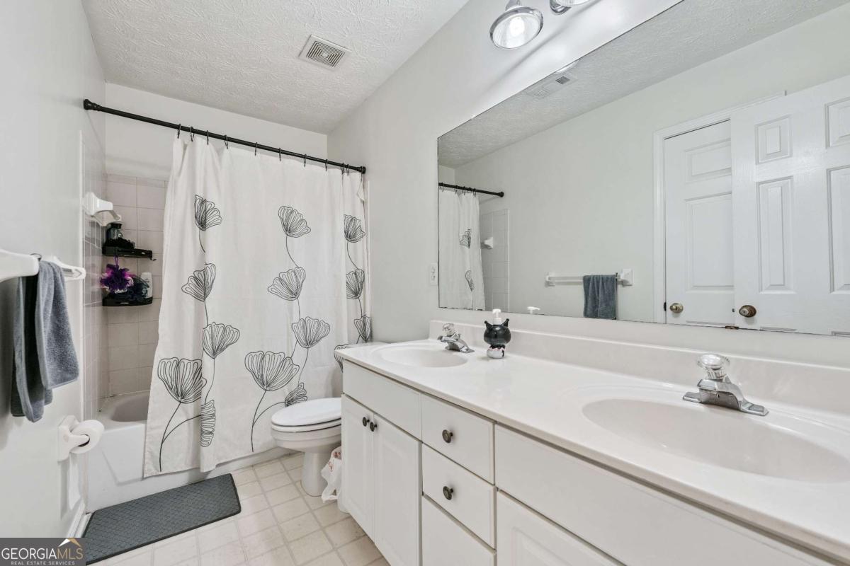 877 Dunlin Fields Drive Lawrenceville GA 30044