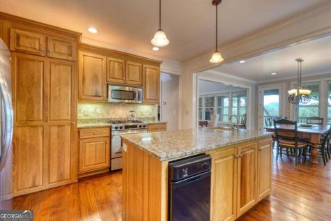 48 Pine Top Drive Clayton GA 30525